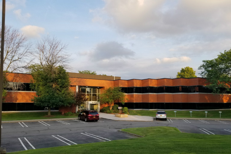 Y2350 Salina Meadows I 220 Salina Meadows Pkwy Syracuse NY