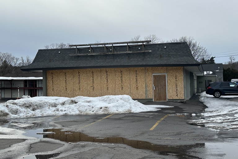 Y17845 Purcell's Paint 4400 Salina Street South Syracuse NY