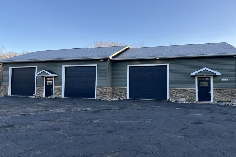 B11402  6304 Monckton Drive-Bldg B Hamburg NY