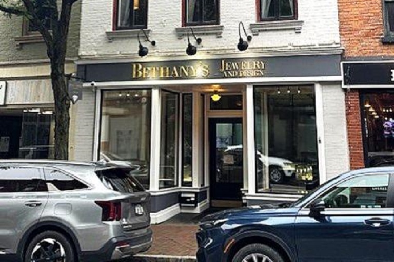 G1373  22 Market Street East Corning NY