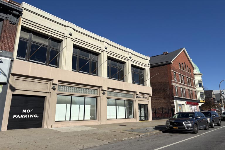 B1127  1120 Main Street Buffalo NY