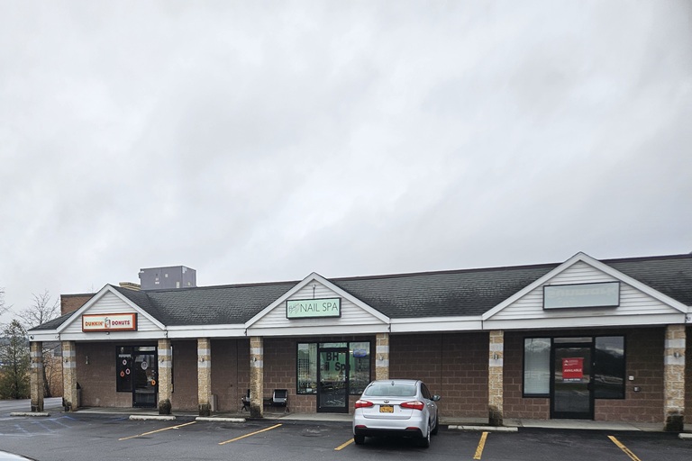 L3663 12165 SR 9W 12165 State Route 9W West Coxsackie NY