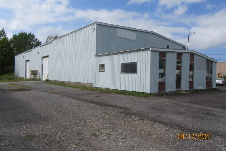 Y11510 Lincoln Moving Former 3955 Eastbourne Drive Syracuse NY