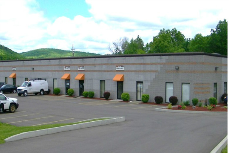 G150  27 Link Drive Kirkwood NY