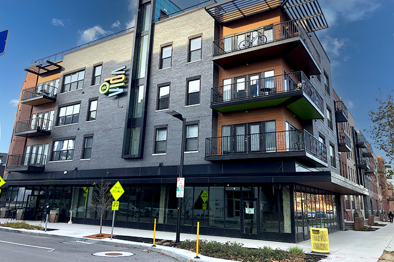 R7560  47 Savannah Street Rochester NY