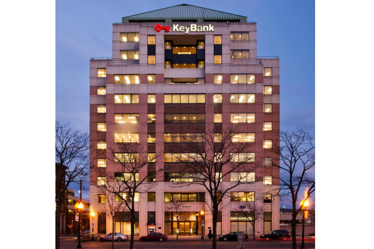 L2577  66 Pearl Street South Albany NY