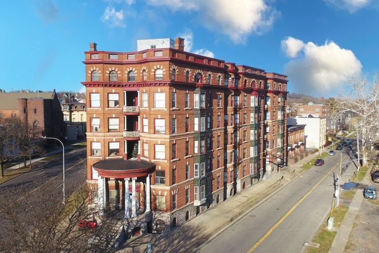 Y11306 The Snowdon 408 James Street Syracuse NY