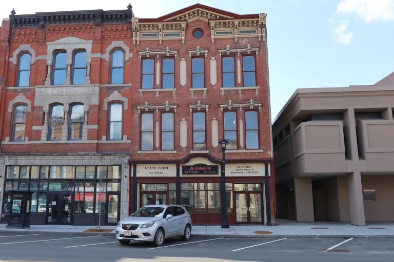 Y17964  38 Main Street Cortland NY