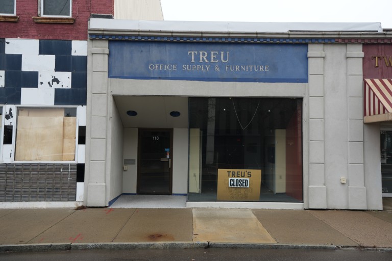 G5543 Former Treu Office Supply 110 Lake Street Elmira NY