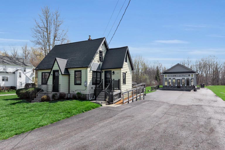 B11686  7767 Transit Road East Amherst NY