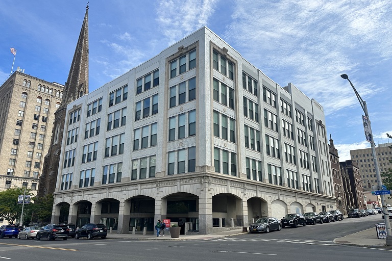 R6607 The Butterfield On Genesee 195 Genesee Street Utica NY