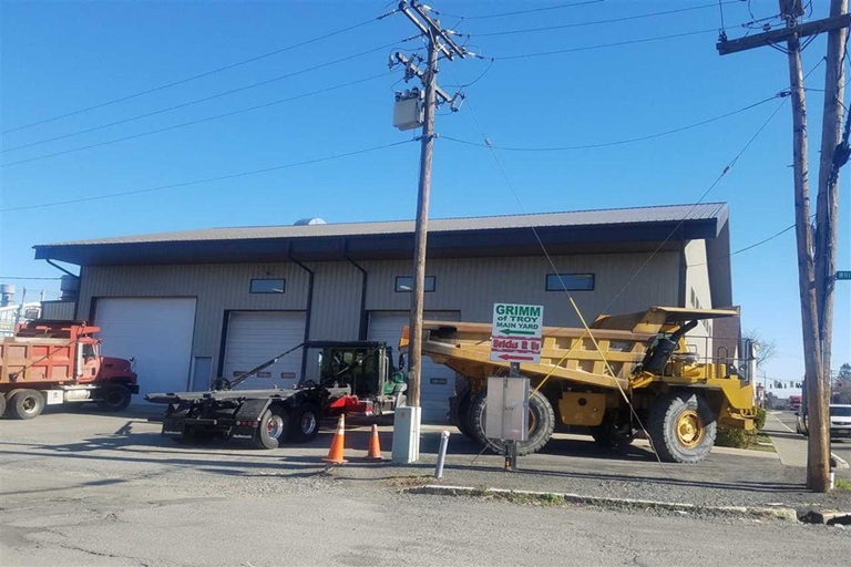 L2826 Green Island Autobody Office 15 Lower Hudson Avenue Troy NY
