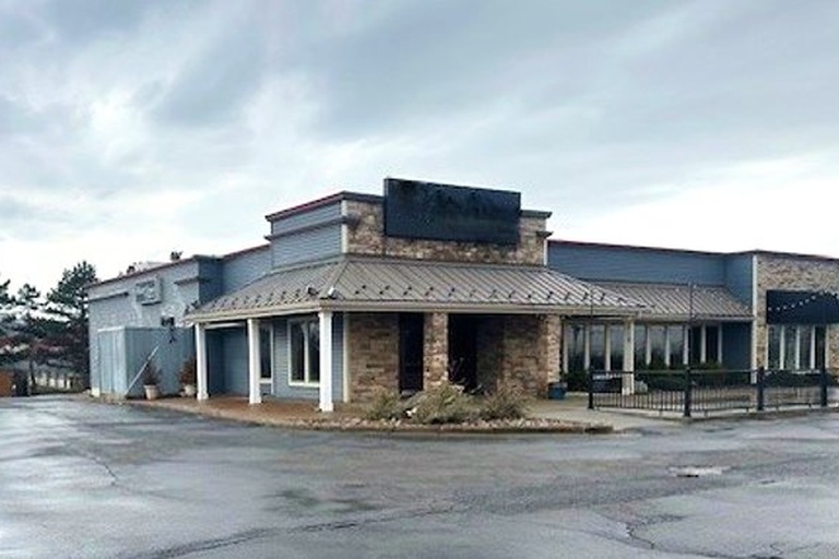 B11684  5300 Camp Road Hamburg NY