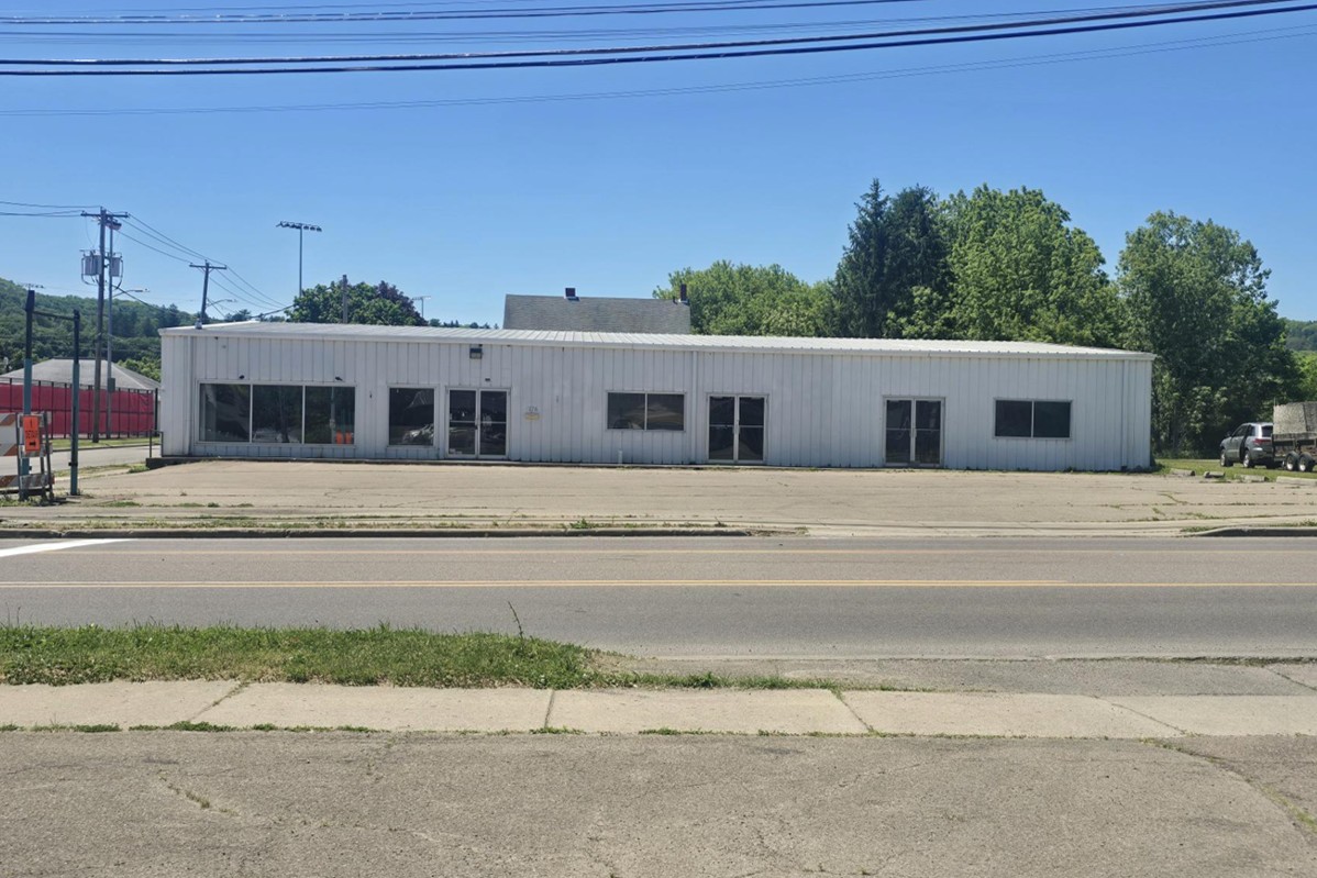 G5575  176 Seneca Street Hornell NY