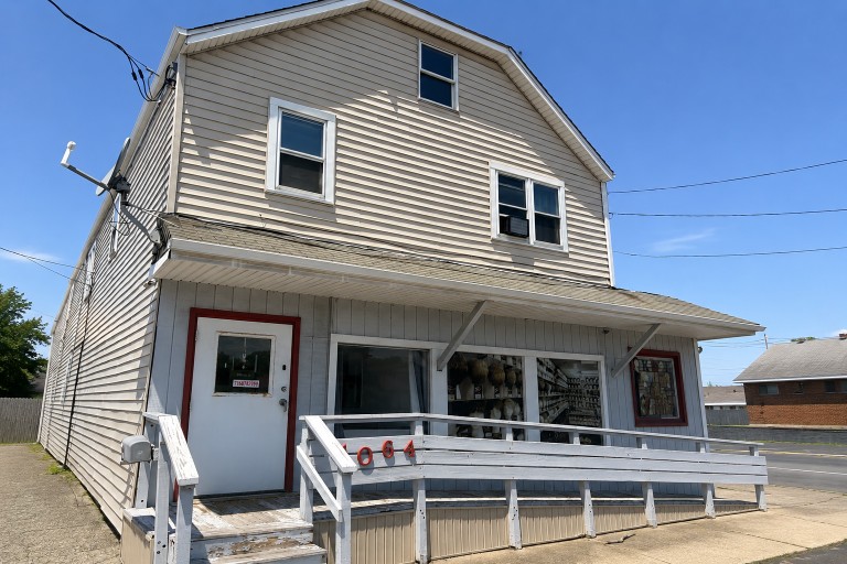 B11706  1064 Harlem Rd Buffalo NY