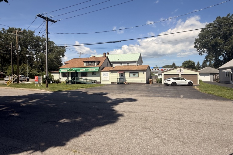 B10777  2531 Union Road Cheektowaga NY