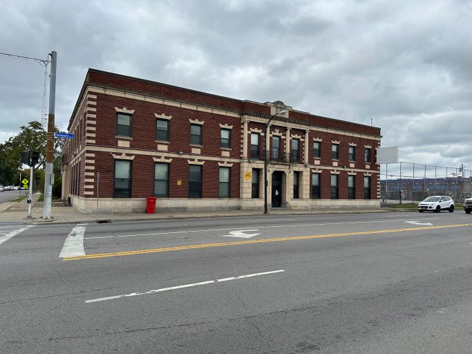B11764  2564 Delaware Avenue Buffalo NY